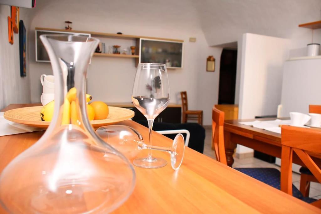 Casa Vacanze E Brevi Periodi Alla Porta Etrusca La Panchina Al Sole Волтера Екстериор снимка